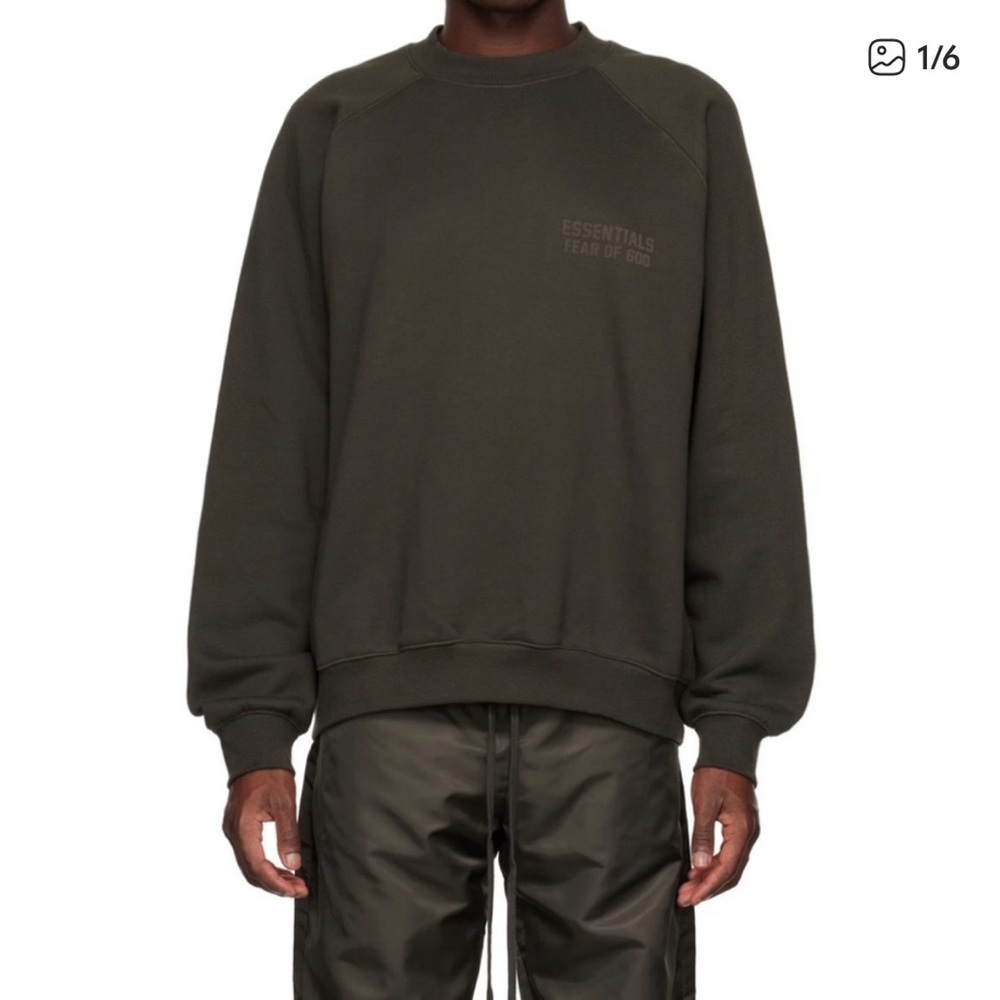 NWT Fear of God Essentials Men's Dark Gray Crewneck Sweatshirt XXS